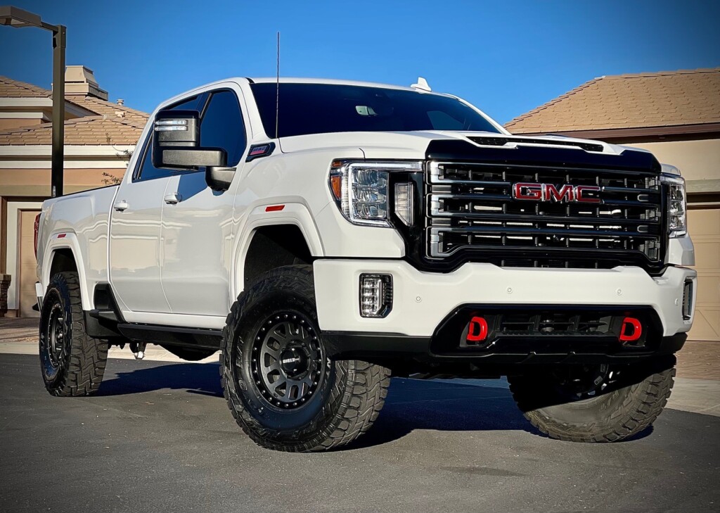 202024' GM 2500 & 3500 Fender Liner Pullback Kit Westcott Designs