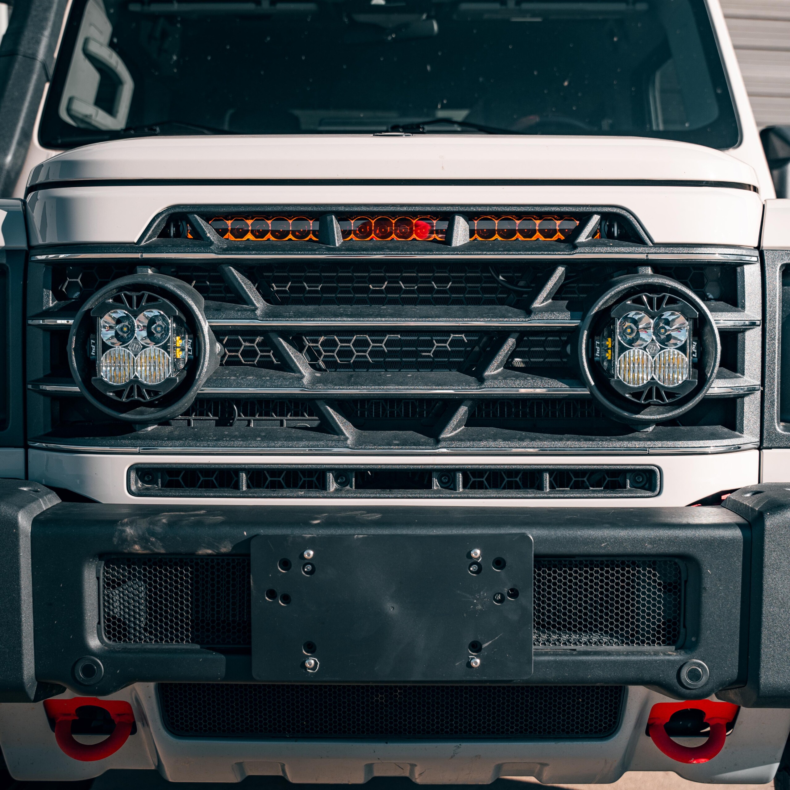 Westcott Designs Ineos Granadier Hidden Grille 20" Heretic Light Bar Bracket - Image 10