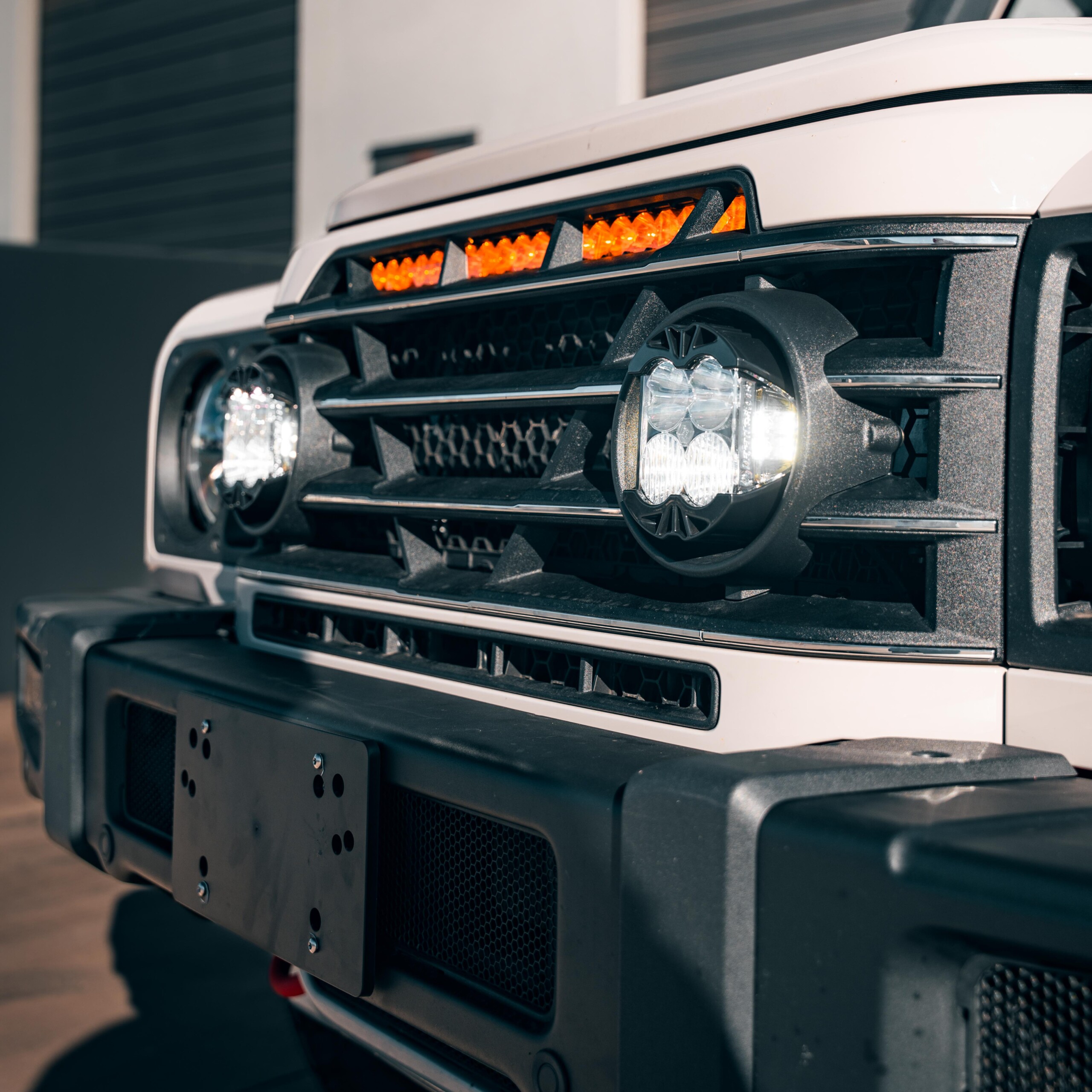 Westcott Designs Ineos Granadier Hidden Grille 20" Heretic Light Bar Bracket - Image 8