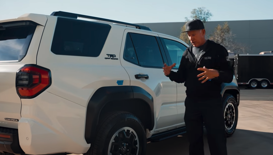 Jeff Westcott doing a walk around on a new 4runner build